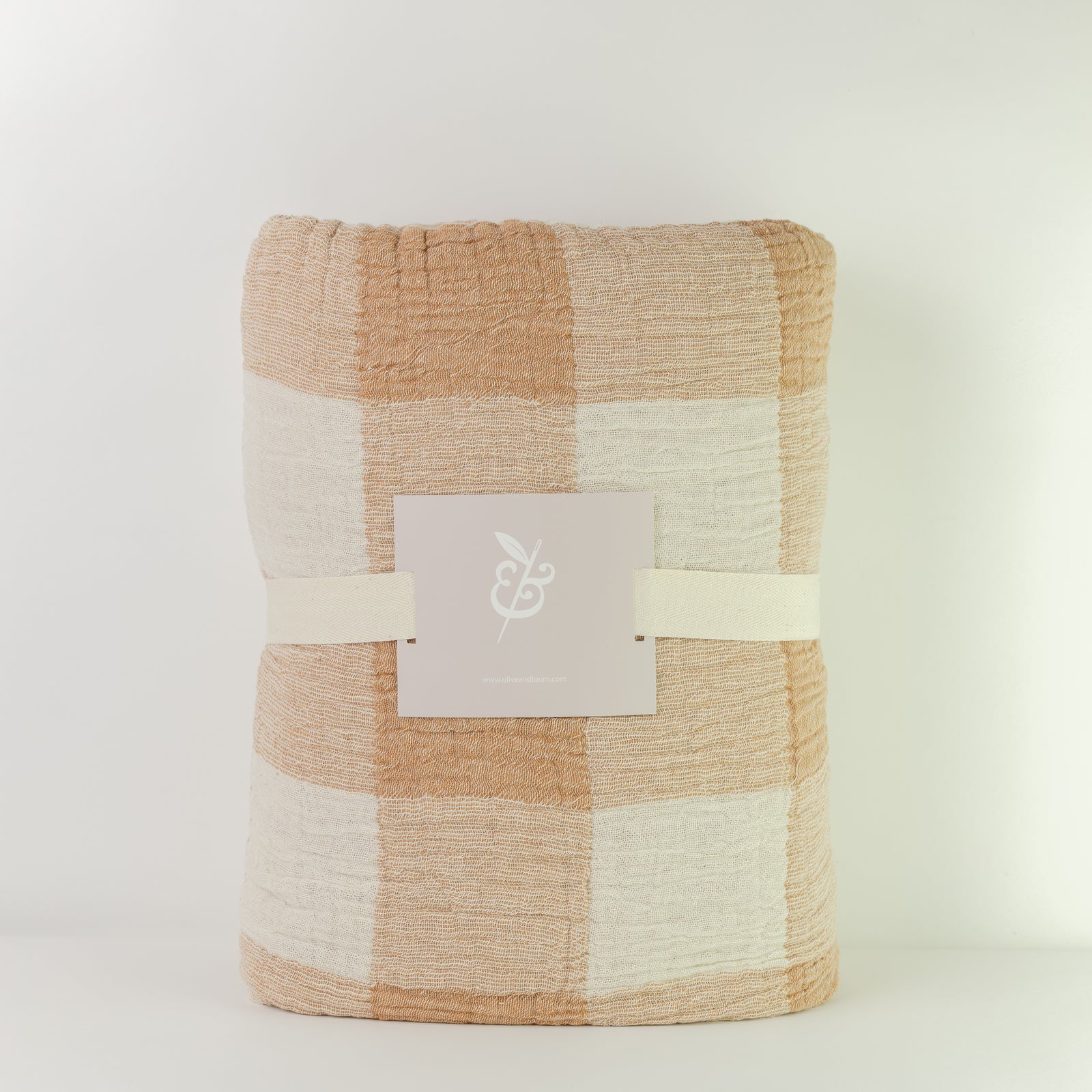 Signature Plaid Throw Blanket