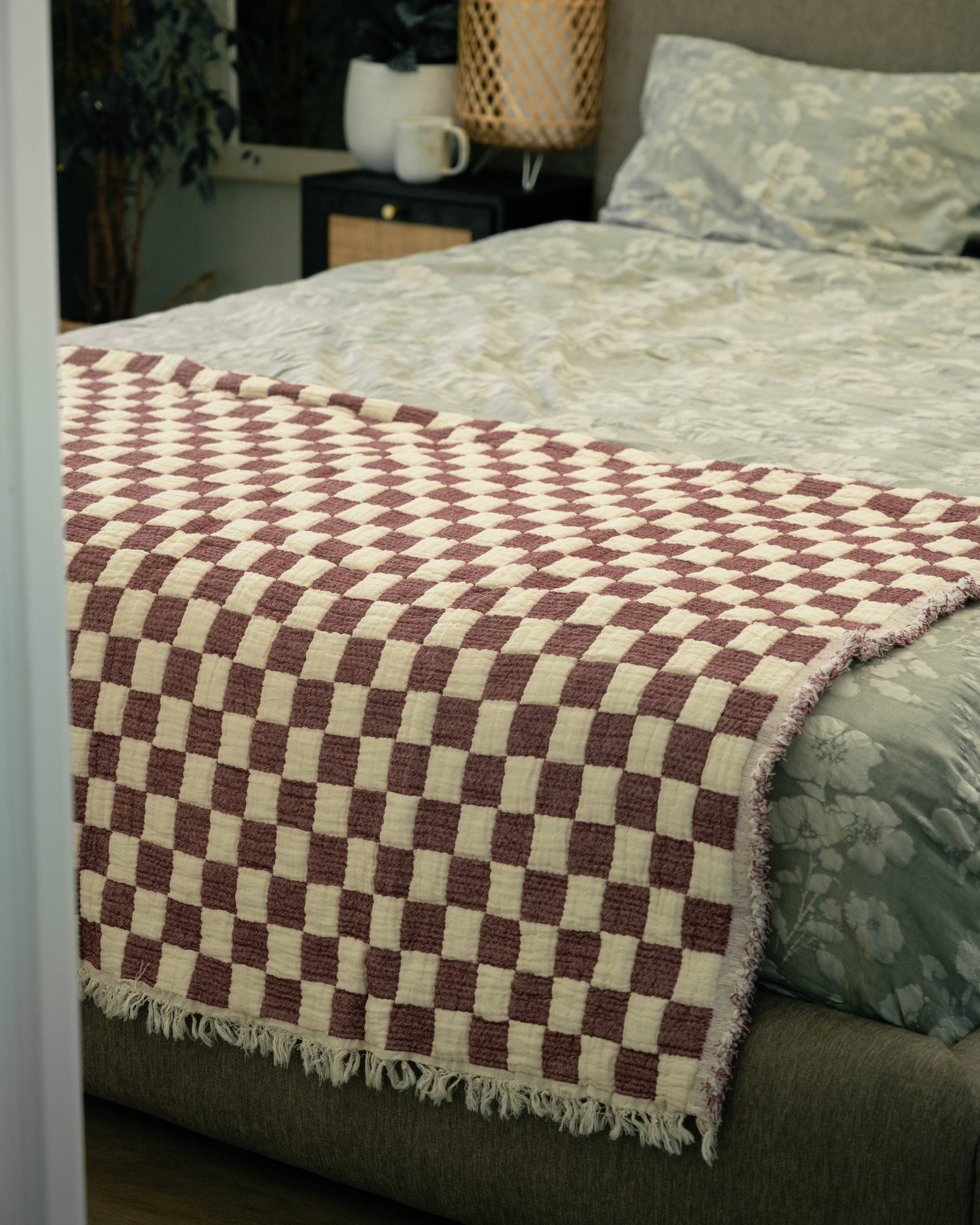 Mira Cotton Quilted Throw