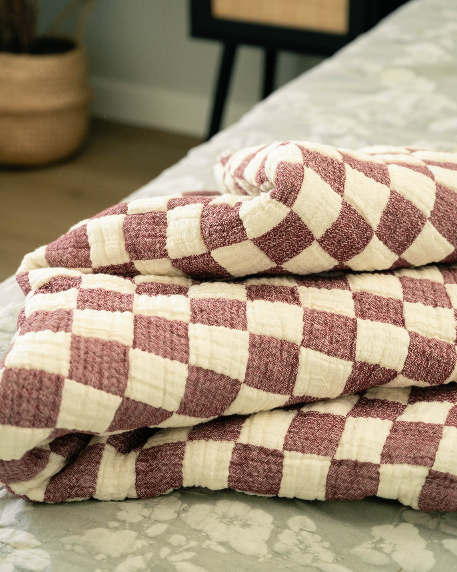 Mira Cotton Quilted Throw