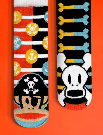 JULIUS & SKURVY MISMATCHED SOCKS