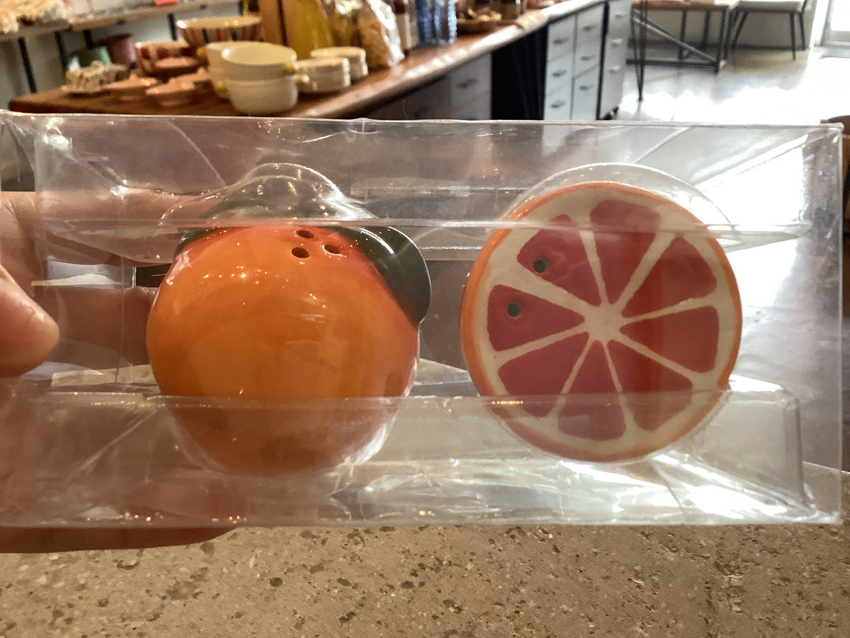 Orange shaker set