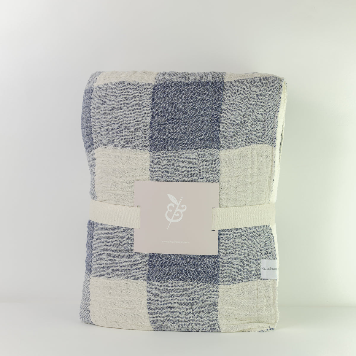 Signature Plaid Throw Blanket