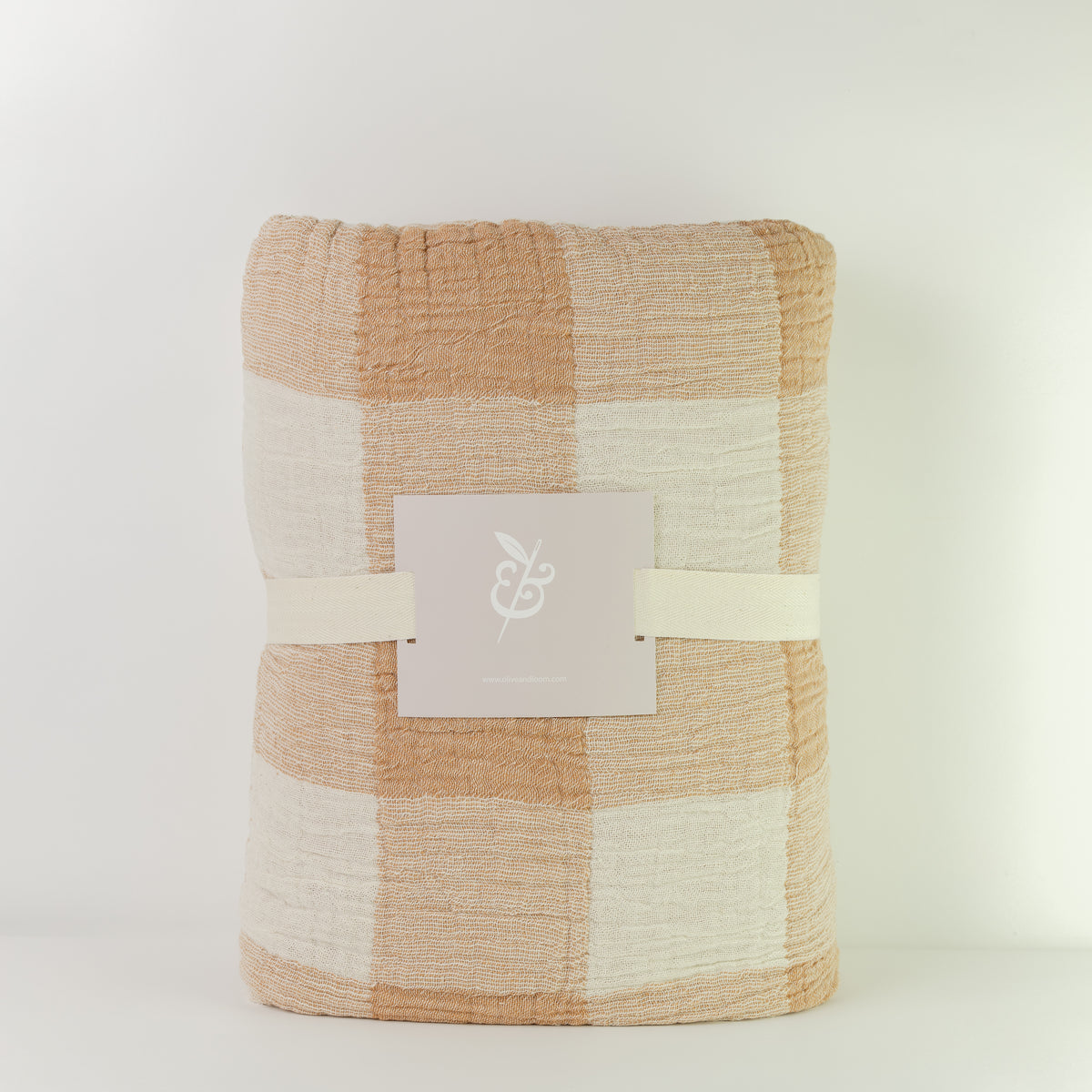 Signature Plaid Throw Blanket