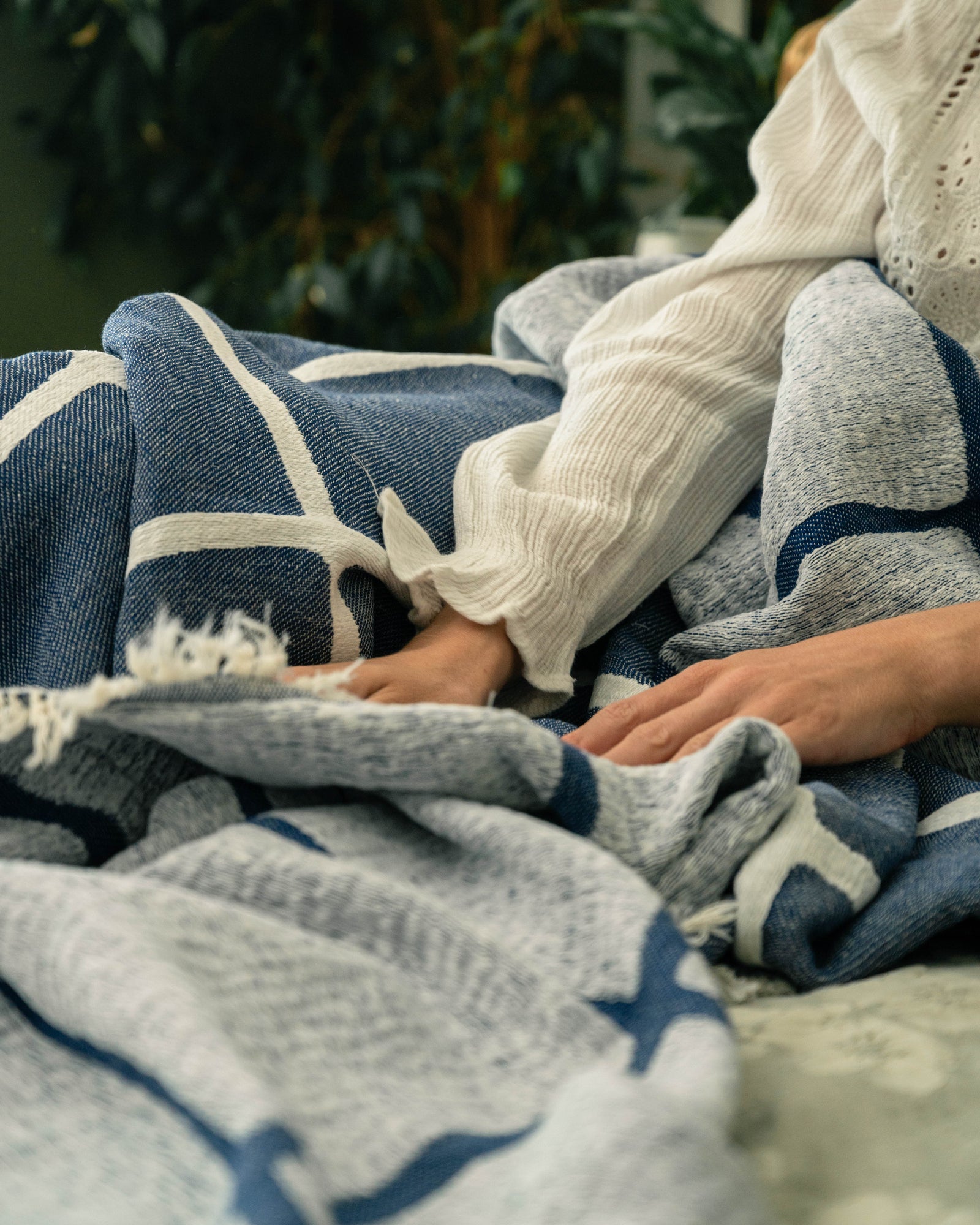 Lina Cotton Chenille Throw