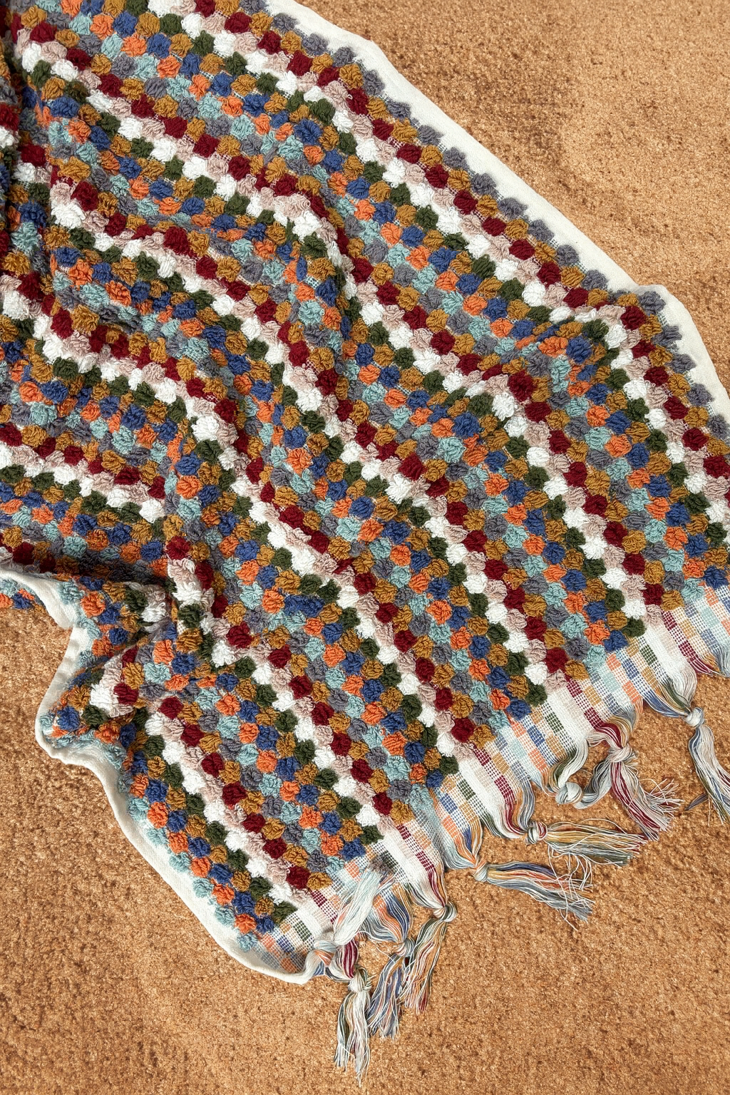 Marseille Dotted Body Towel