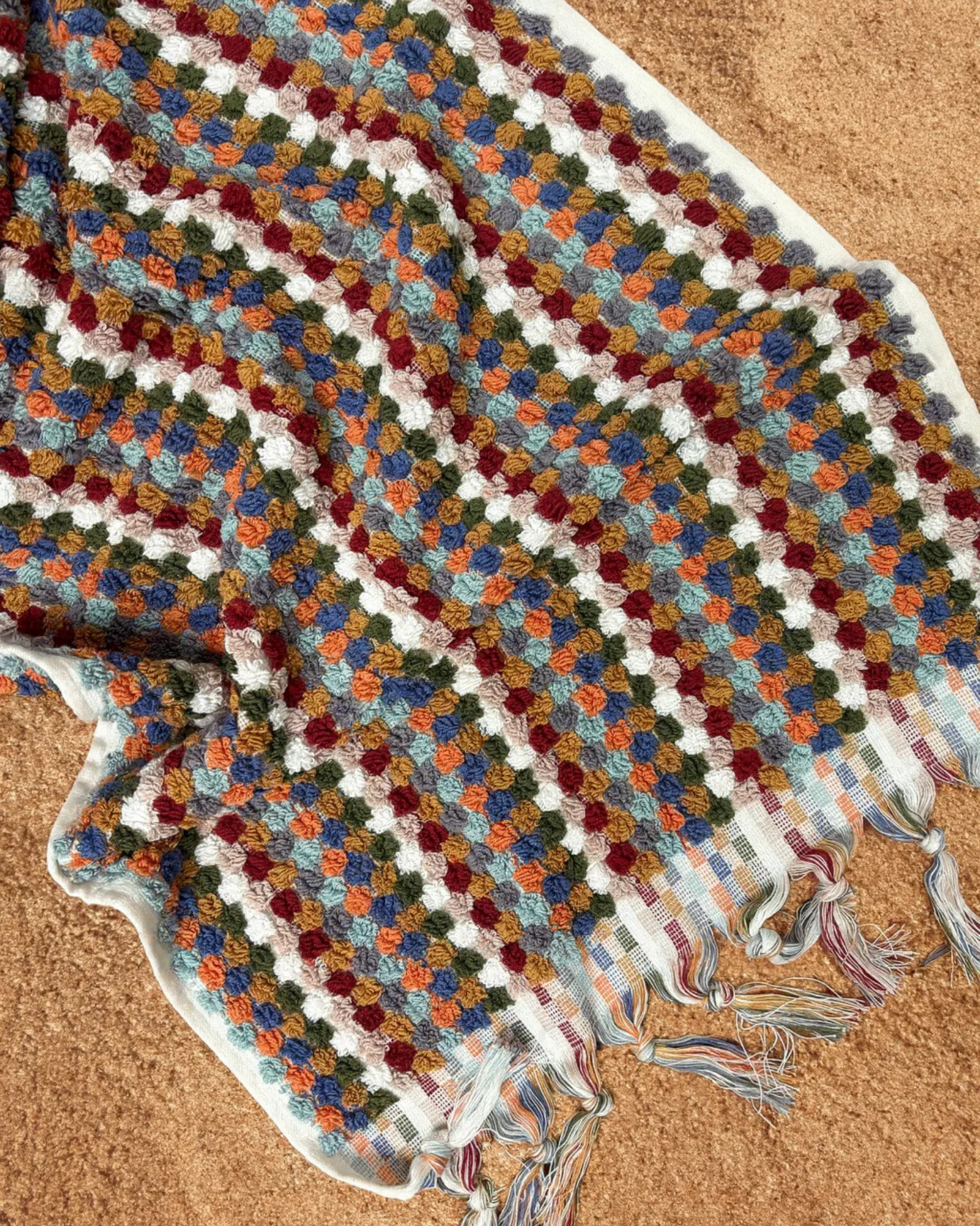 Marseille Dotted Body Towel