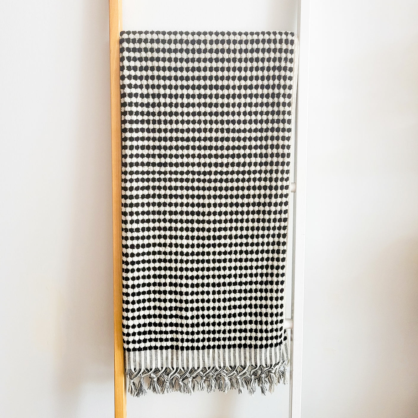 Marseille Dotted Towel - Black