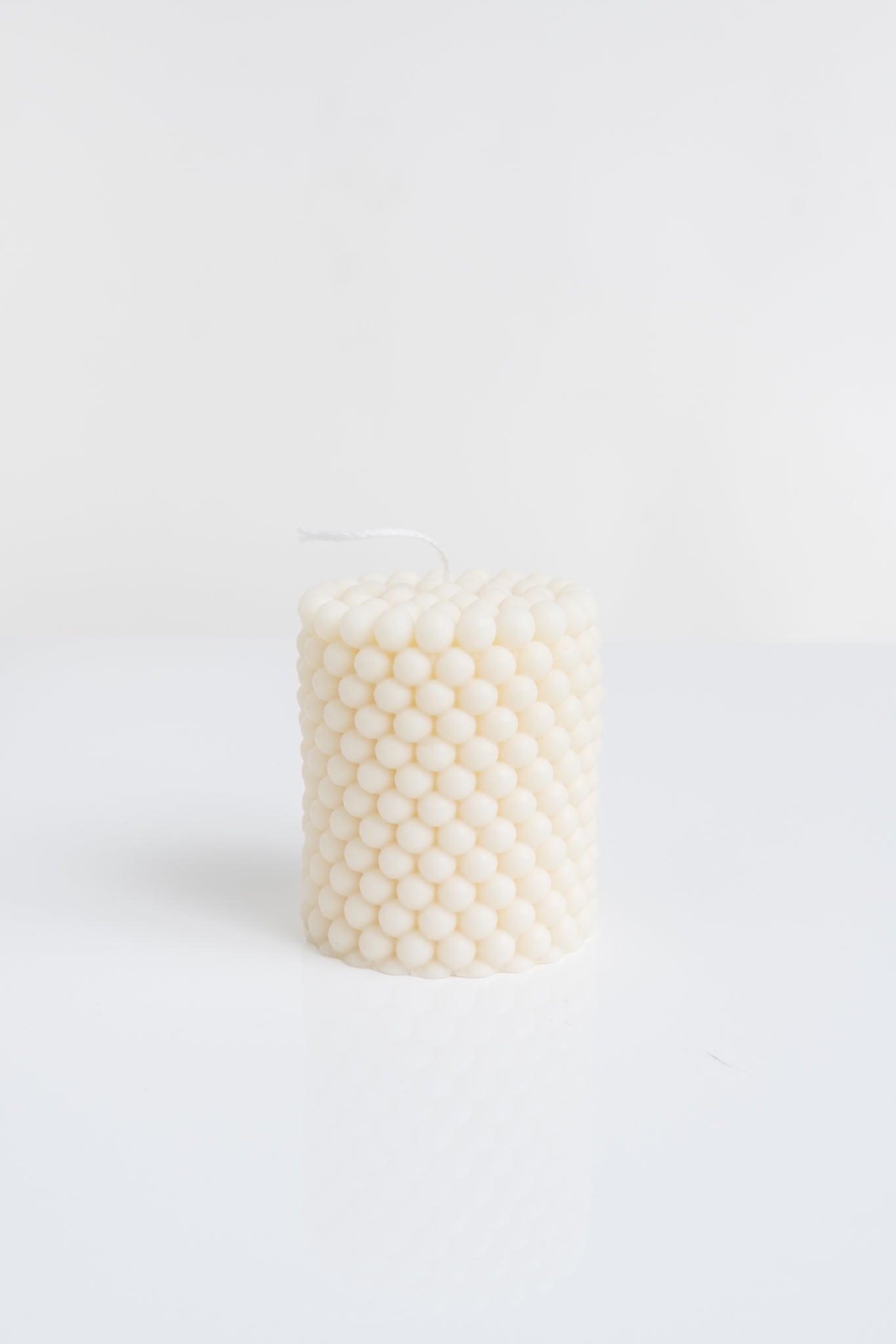 Fall/Winter Collection Shape Candles - White
