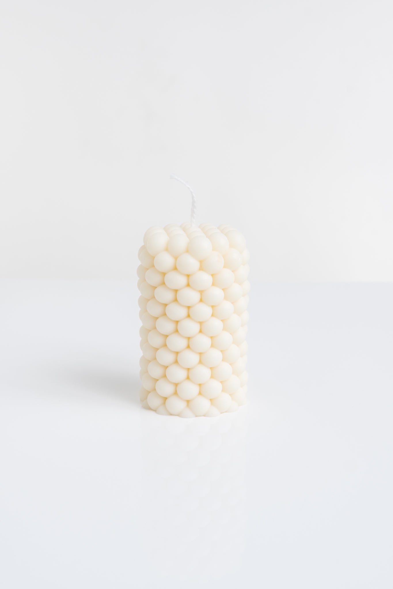 Fall/Winter Collection Shape Candles - White