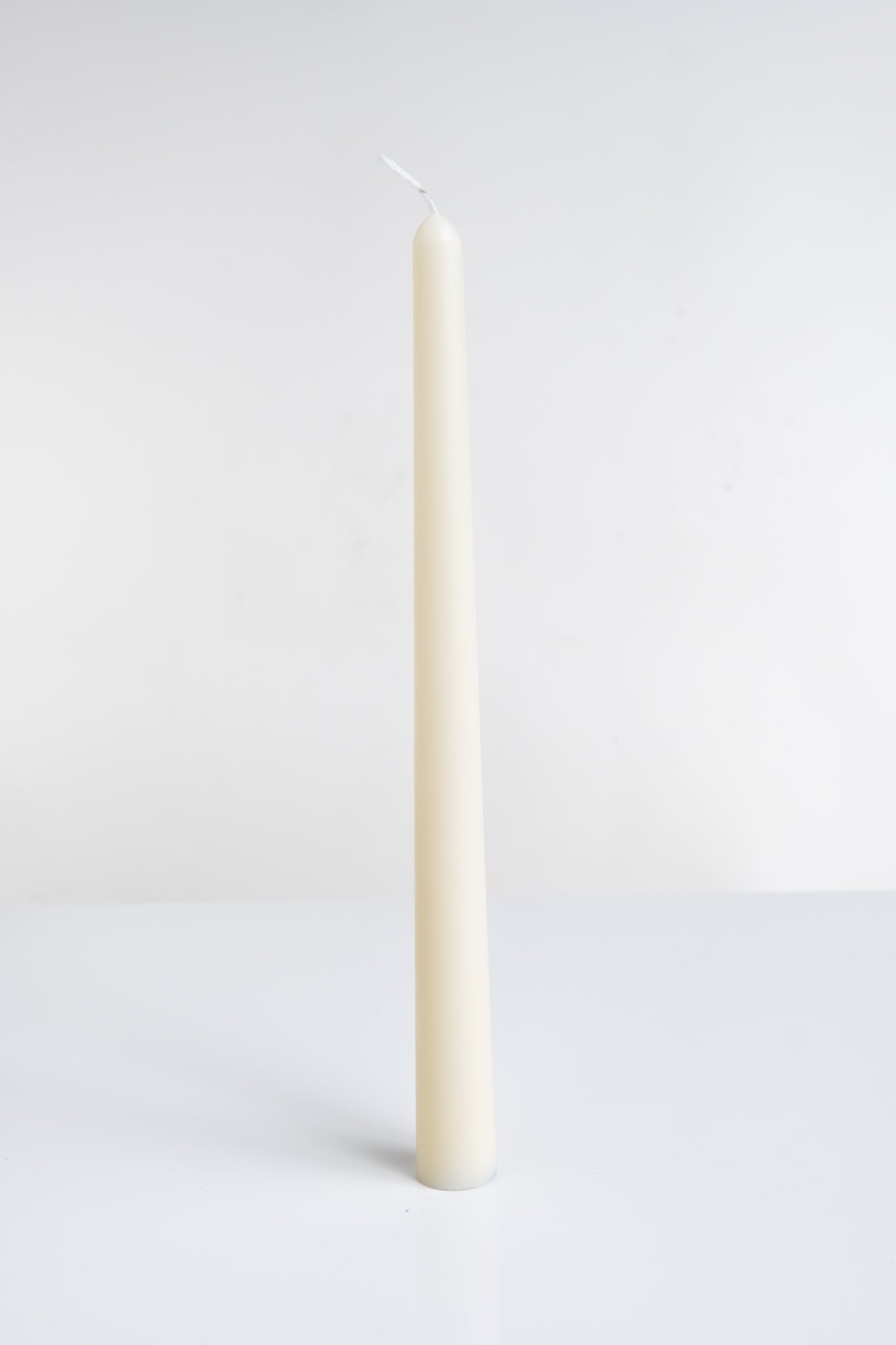 Fall/Winter Collection Shape Candles - White