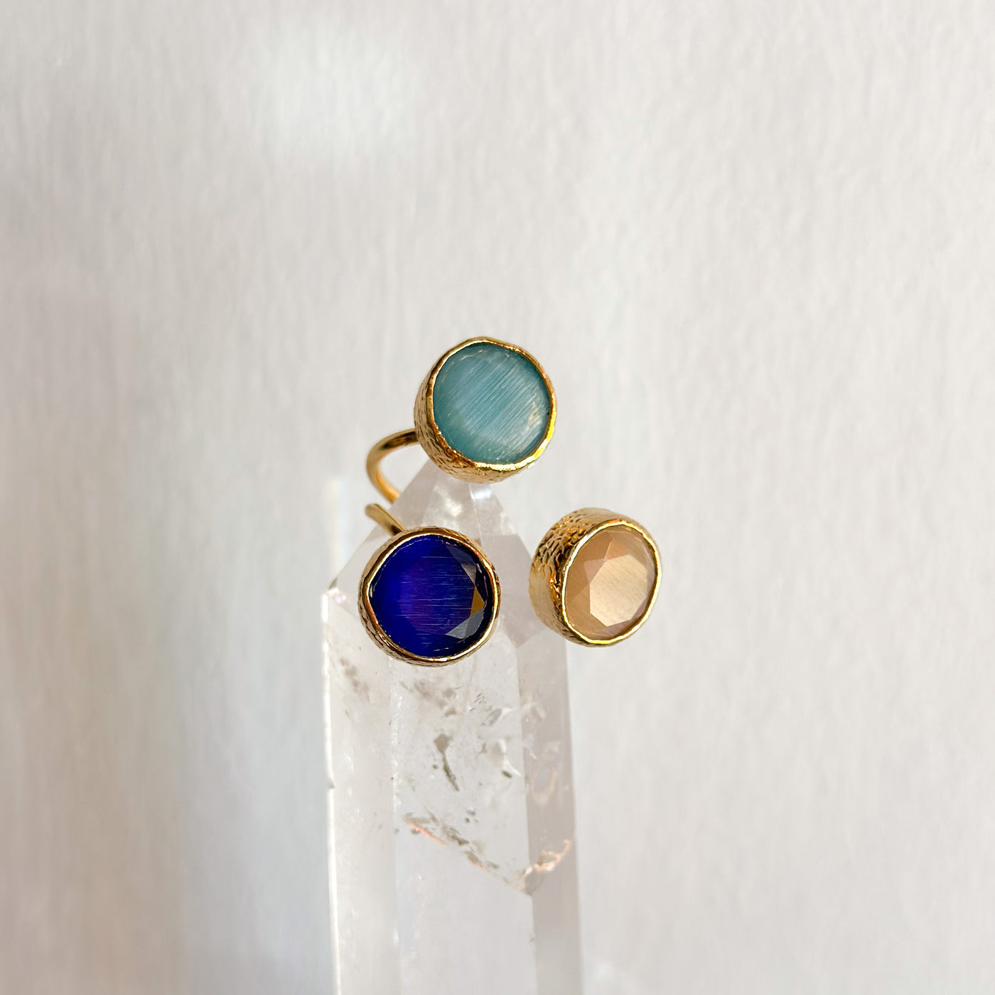 Tri stone ring