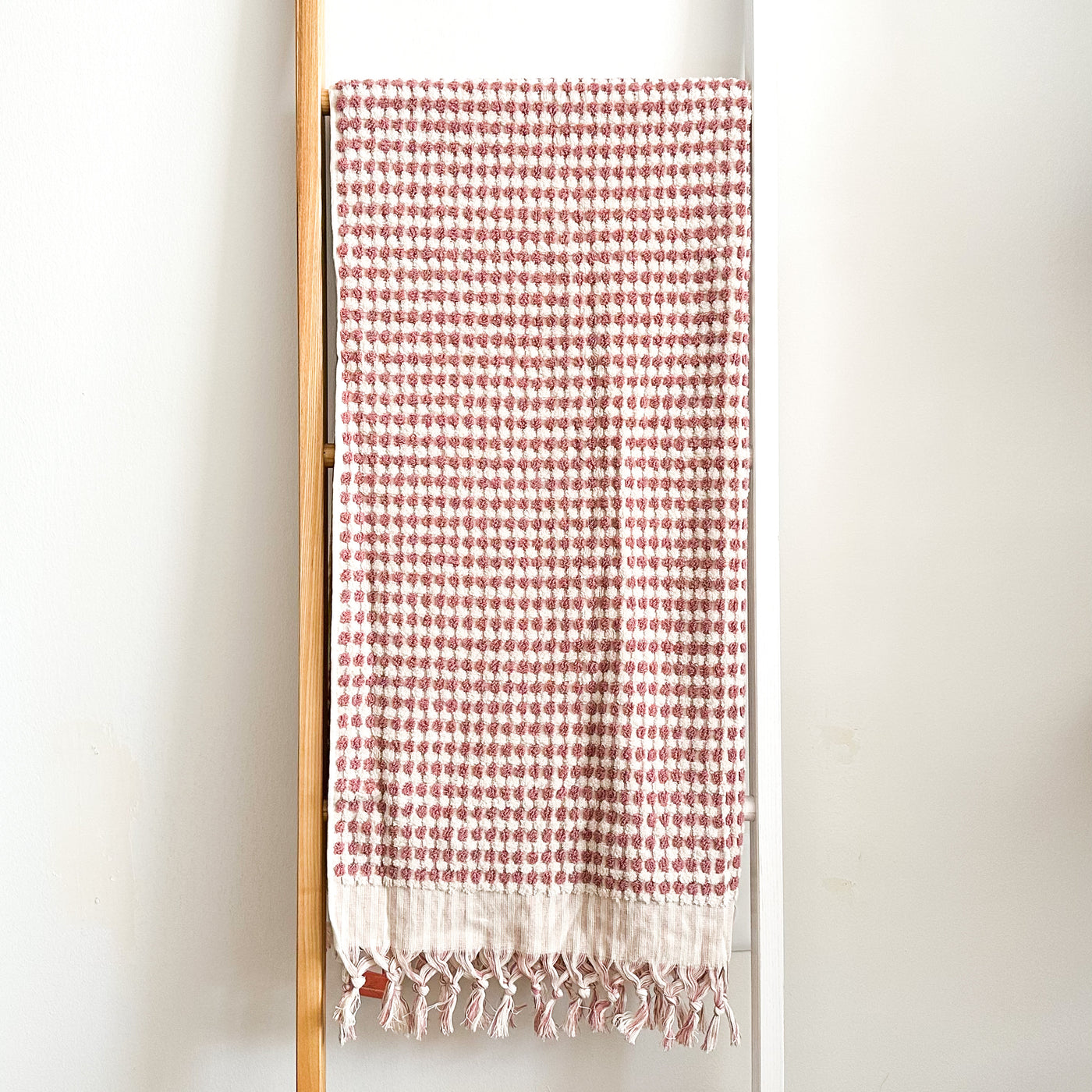 Marseille Dotted Towel - Blush