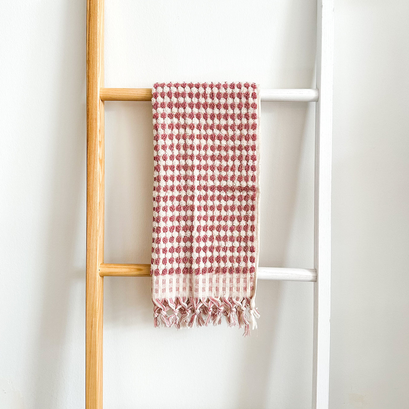 Marseille Dotted Towel - Blush