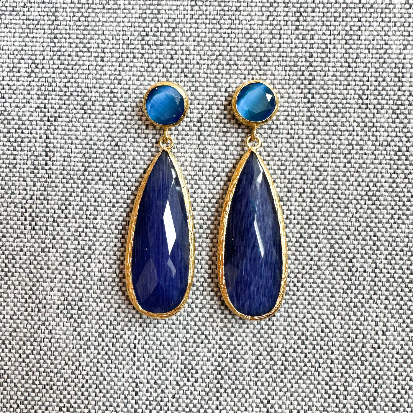 Cats Eye Two-Tone Dangling Earrings