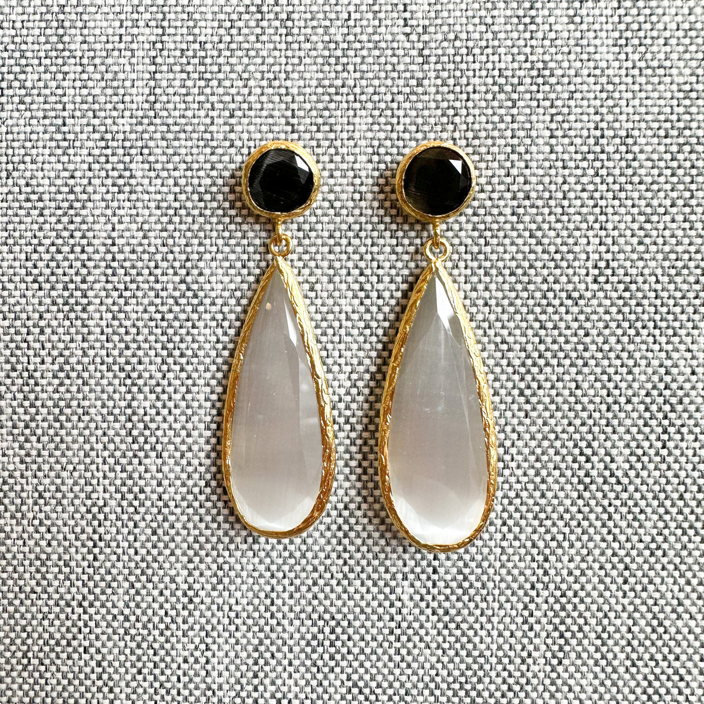 Cats Eye Two-Tone Dangling Earrings